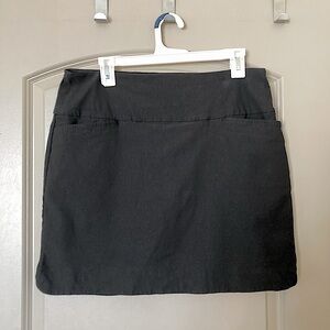 Black Athletic Skort- stretchy with pockets! Large
